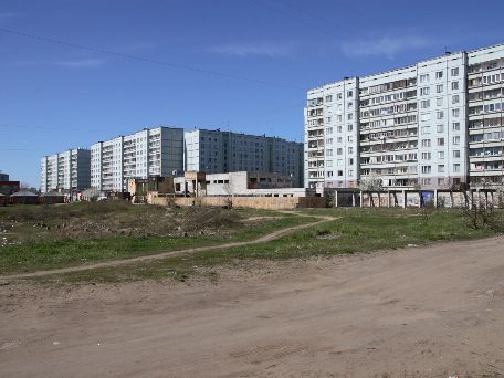 Izvēlētā vieta bērnudārzam - neapbūvēts zemesgabals Rīgā, Valdeķu ielā 58A (8.03.2008)