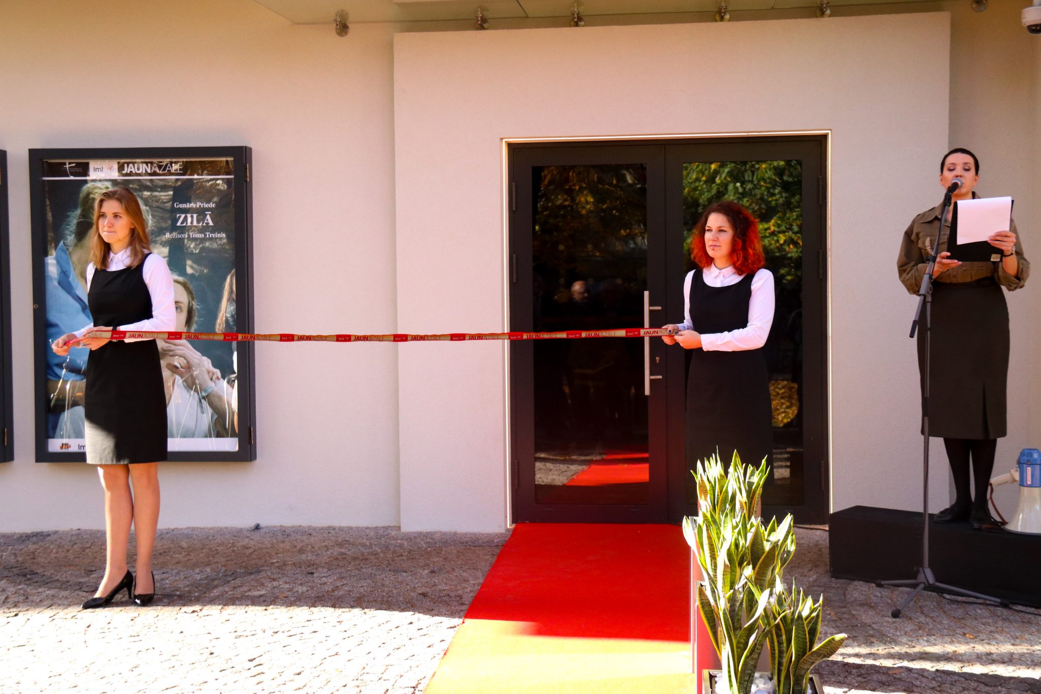 Latvijas Nacionālā teātra ēkas jaunā piebūve ver durvis saviem skatītājiem