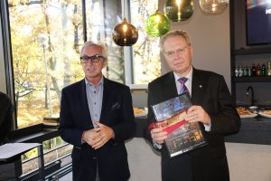 Latvijas Nacionālā teātra ēkas jaunā piebūve ver durvis saviem skatītājiem