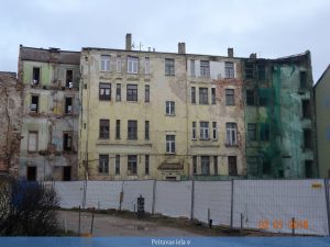 Vidi degradējošo būvju komisija uzdod sagatavot lēmumus par 11 Rīgas ēku piespiedu sakārtošanu