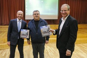 Rīgas Klasiskai ģimnāzijai izbūvēs jaunu piebūvi 10 laboratorijām; vēl divās Rīgas skolās ierīkos skaņu un video ierakstu studijas