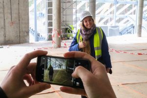 Rīgas domes Īpašuma departamenta speciālistus ēnoja 33 jaunieši no dažādām Latvijas skolām