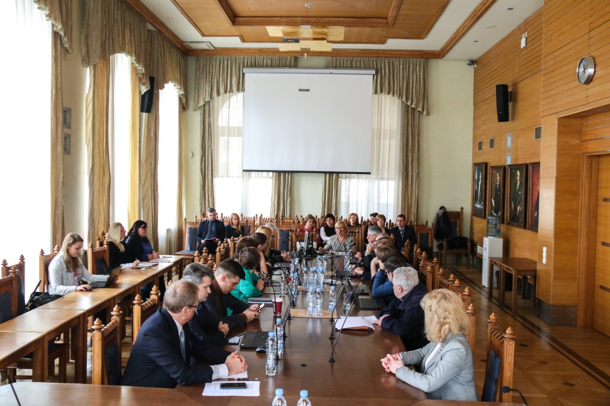 Rīgas dome, pārņemot īpašumā zemi, plāno Latvijas Nacionālā teātra ēkas paplašināšanu