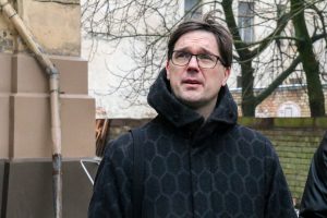 Galvaspilsētā piespiedu kārtā nojauks piecus un sakārtos divus graustus