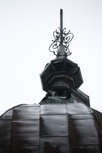 Galvaspilsētā piespiedu kārtā nojauks piecus un sakārtos divus graustus