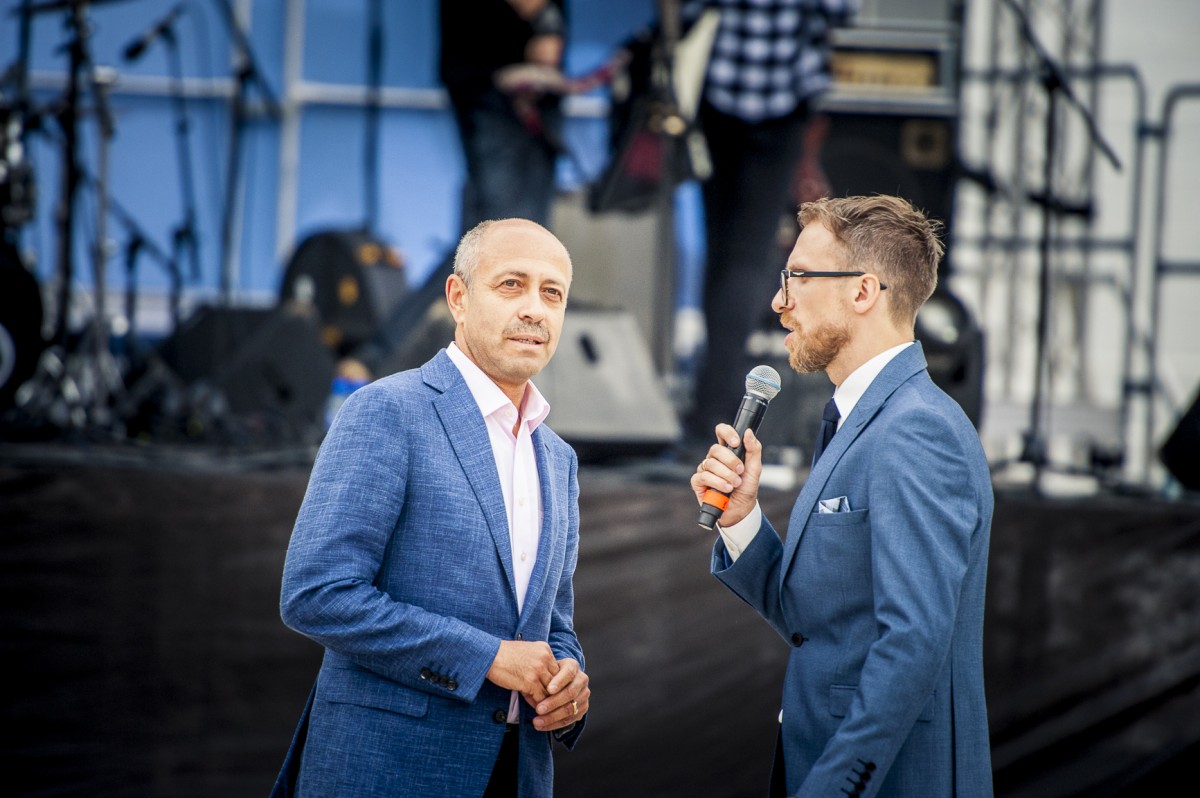 Iespēju aplūkot atjaunoto Mežaparka Lielo estrādi izmanto liels skaits rīdzinieku un pilsētas viesu