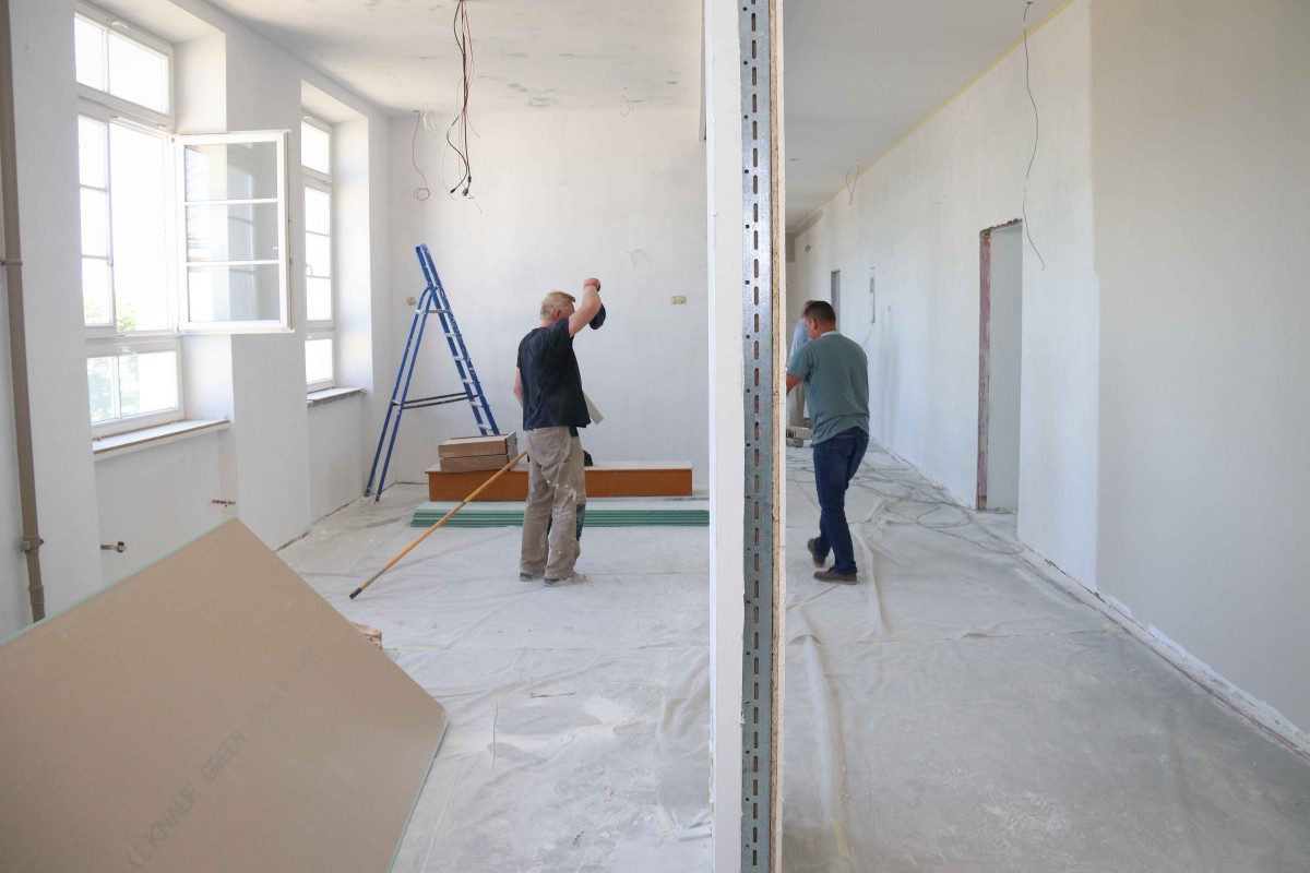 Bolderājā trīs izglītības iestādēs jau norit plānotie būvniecības darbi