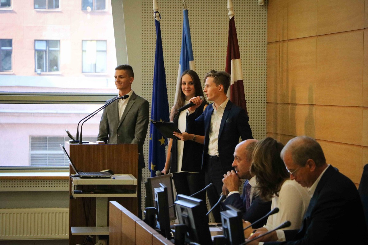 Rīgas domes Īpašuma departaments šovasar nodrošinājis vislielāko darba vietu skaitu skolēniem