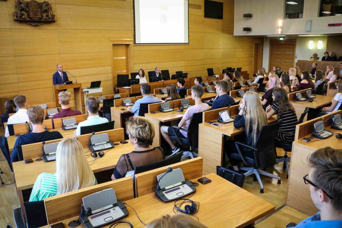 Rīgas domes Īpašuma departaments šovasar nodrošinājis vislielāko darba vietu skaitu skolēniem