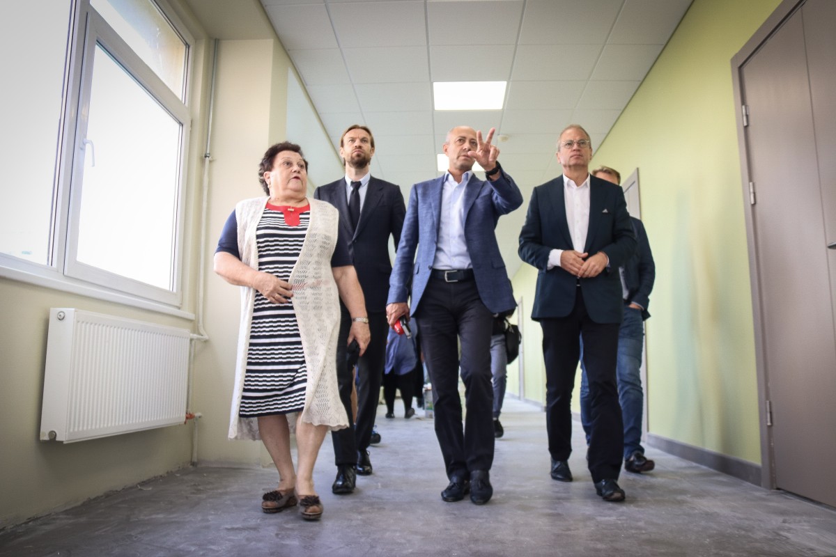 Pie Rīgas 75. vidusskolas plāno izbūvēt jaunu futbola stadionu un laukumu ar dažādām aktīvās atpūtas iespējām