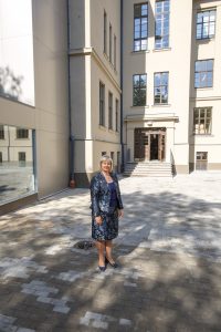 Rīgas skolās vairs nebūs mācību divās maiņās