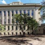 Rīgas skolās vairs nebūs mācību divās maiņās