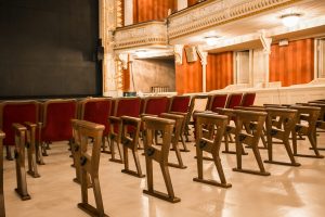 Ziņa - №2 Latvijas Nacionālajā teātrī uzstādīti 803 jauni skatītāju krēsli