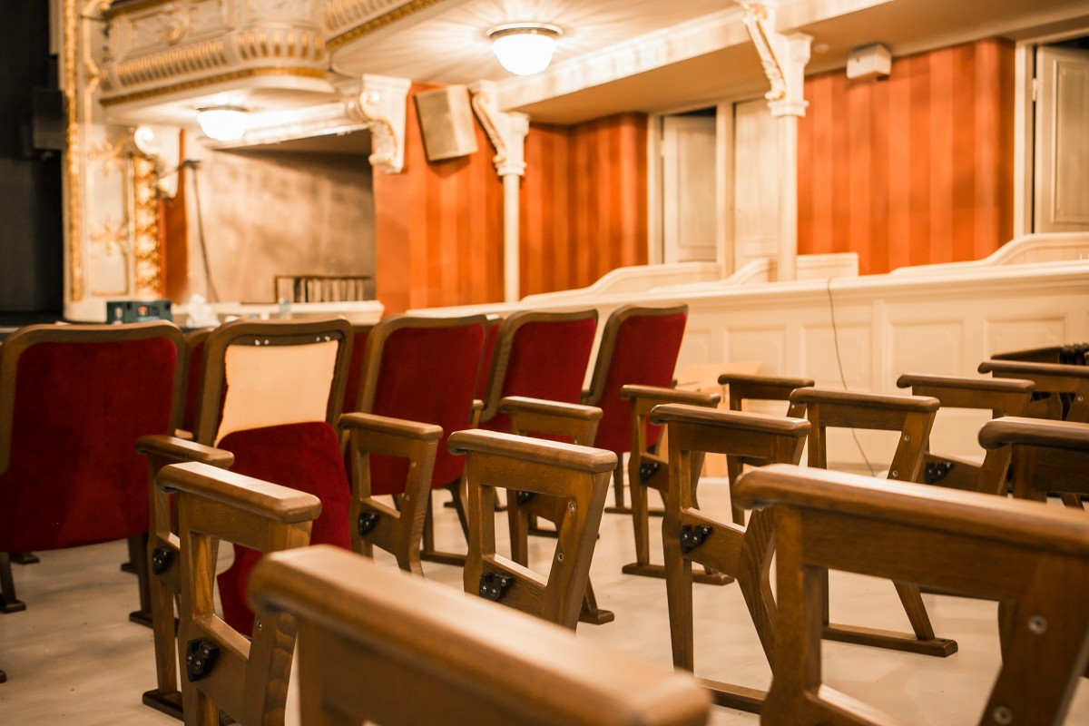 Ziņa - №2 Latvijas Nacionālajā teātrī uzstādīti 803 jauni skatītāju krēsli