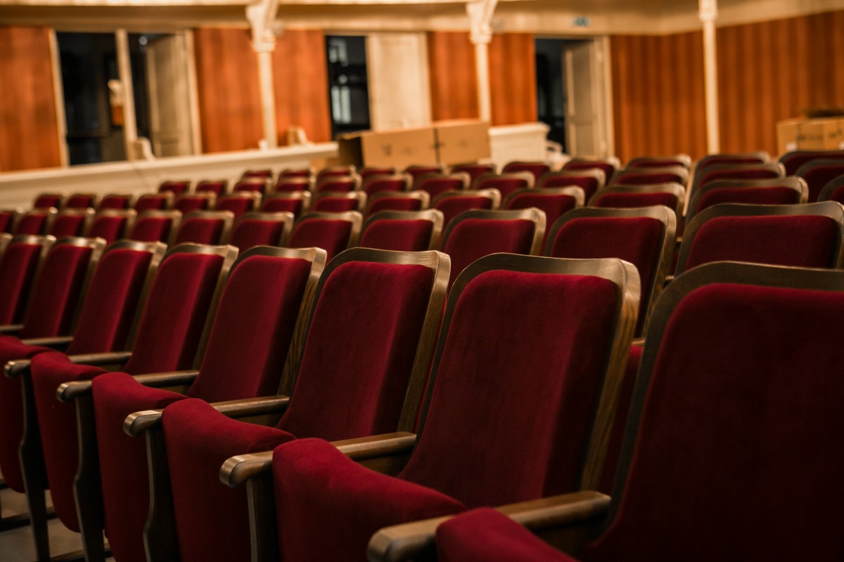 Ziņa - №2 Latvijas Nacionālajā teātrī uzstādīti 803 jauni skatītāju krēsli