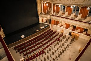 Ziņa - №2 Latvijas Nacionālajā teātrī uzstādīti 803 jauni skatītāju krēsli