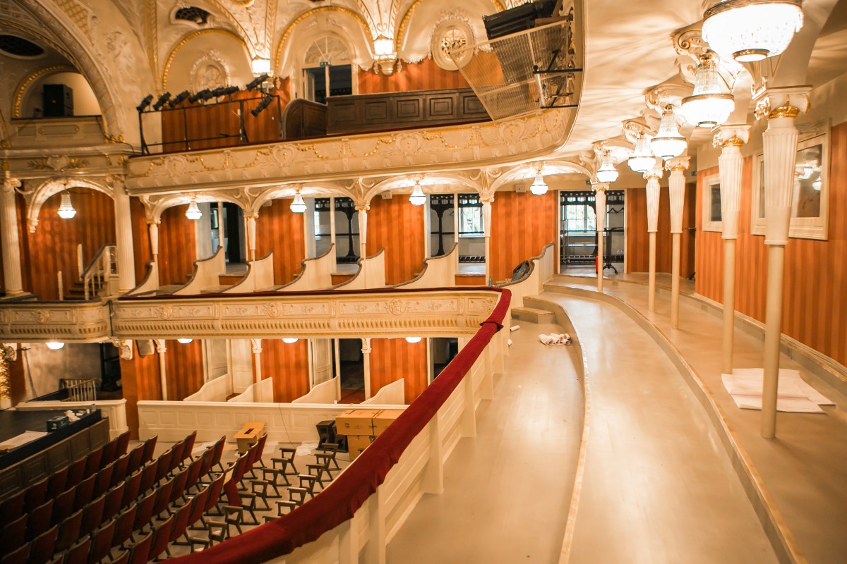 Ziņa - №2 Latvijas Nacionālajā teātrī uzstādīti 803 jauni skatītāju krēsli