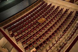 Ziņa - №2 Latvijas Nacionālajā teātrī uzstādīti 803 jauni skatītāju krēsli