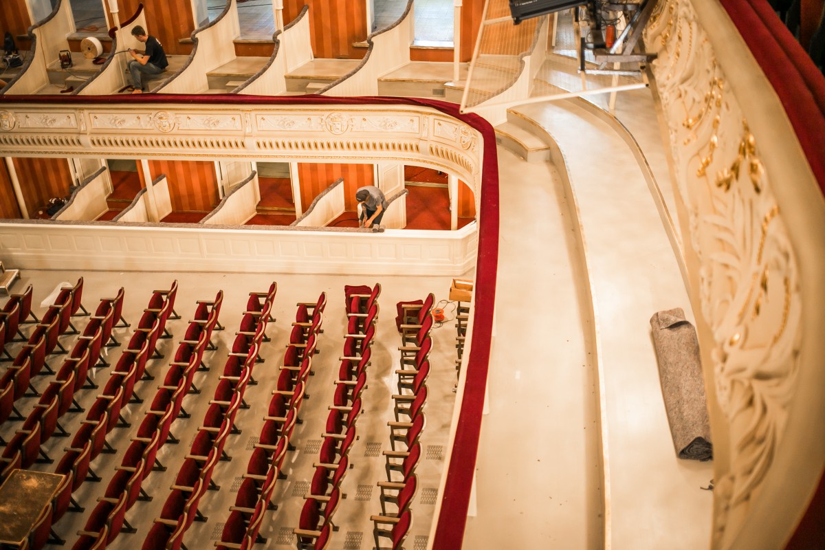 Ziņa - №2 Latvijas Nacionālajā teātrī uzstādīti 803 jauni skatītāju krēsli