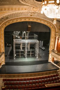 Ziņa - №2 Latvijas Nacionālajā teātrī uzstādīti 803 jauni skatītāju krēsli