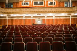 Ziņa - №2 Latvijas Nacionālajā teātrī uzstādīti 803 jauni skatītāju krēsli