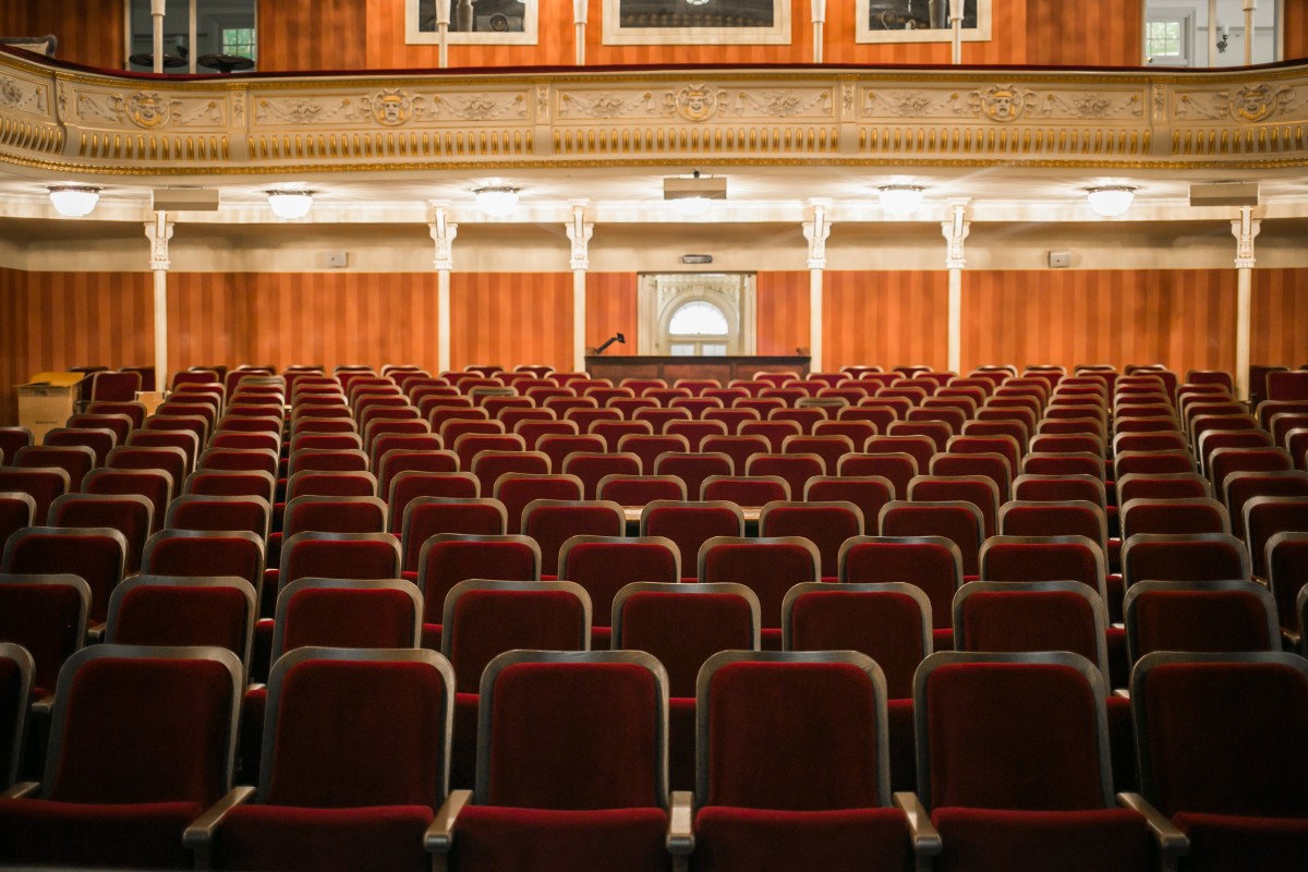 Ziņa - №2 Latvijas Nacionālajā teātrī uzstādīti 803 jauni skatītāju krēsli