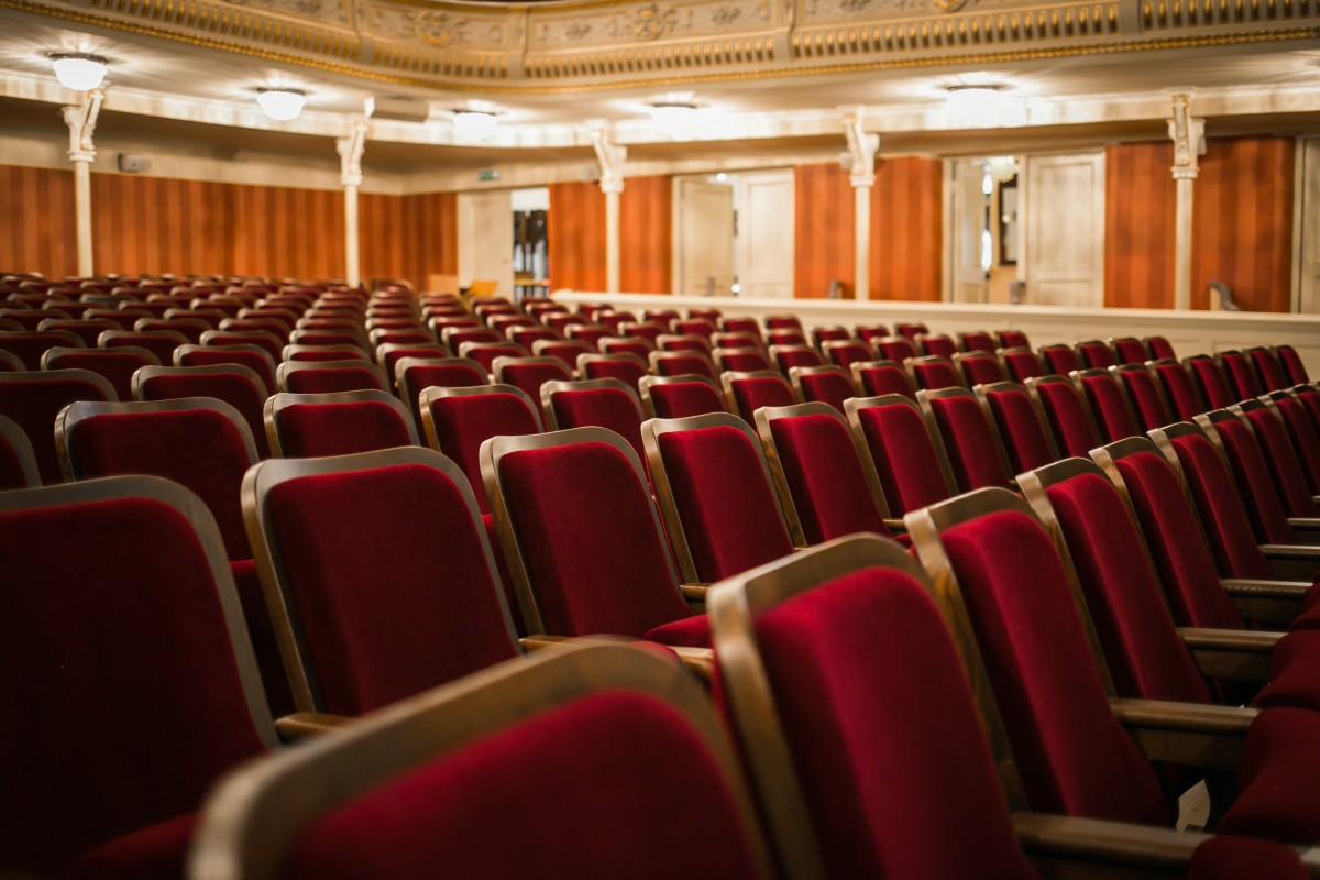 Ziņa - №2 Latvijas Nacionālajā teātrī uzstādīti 803 jauni skatītāju krēsli