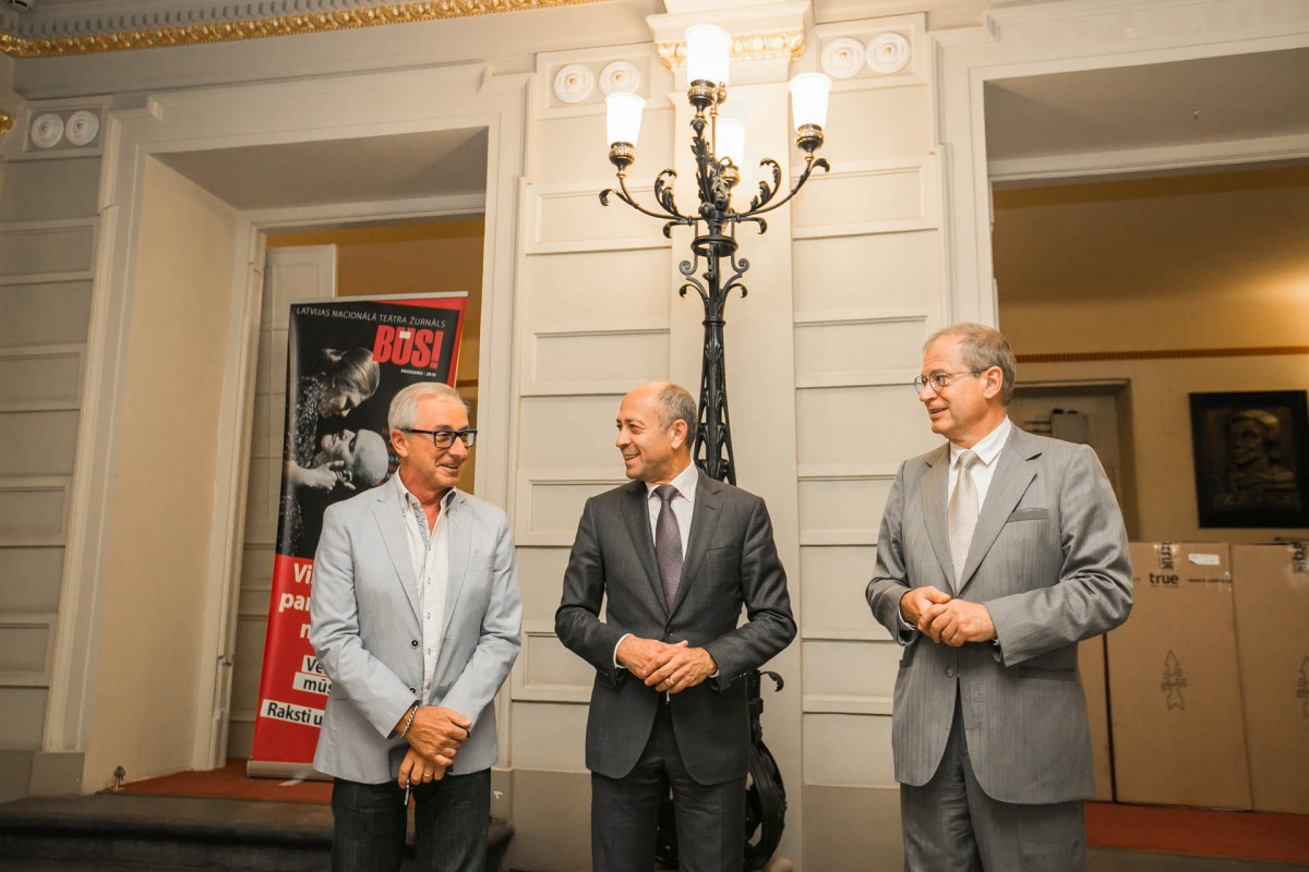 Ziņa - №1 Latvijas Nacionālajā teātrī uzstādīti 803 jauni skatītāju krēsli