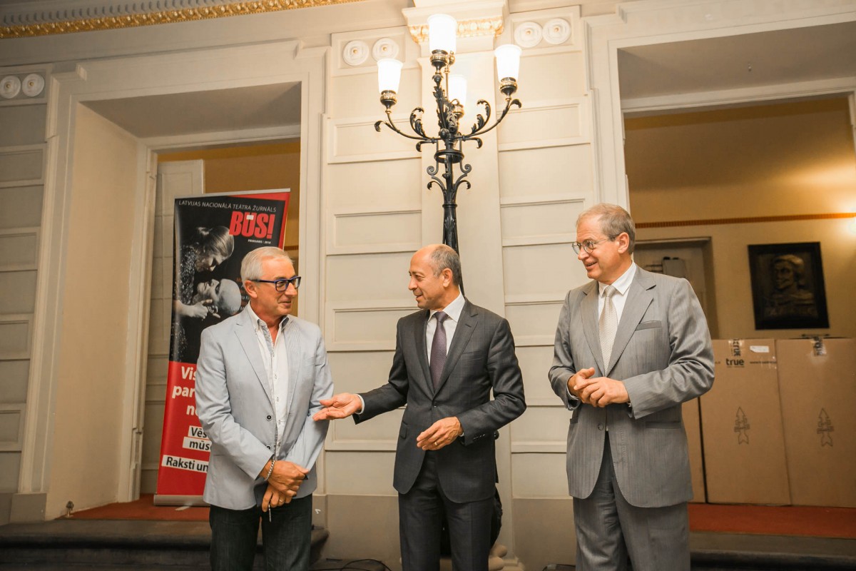 Ziņa - №1 Latvijas Nacionālajā teātrī uzstādīti 803 jauni skatītāju krēsli