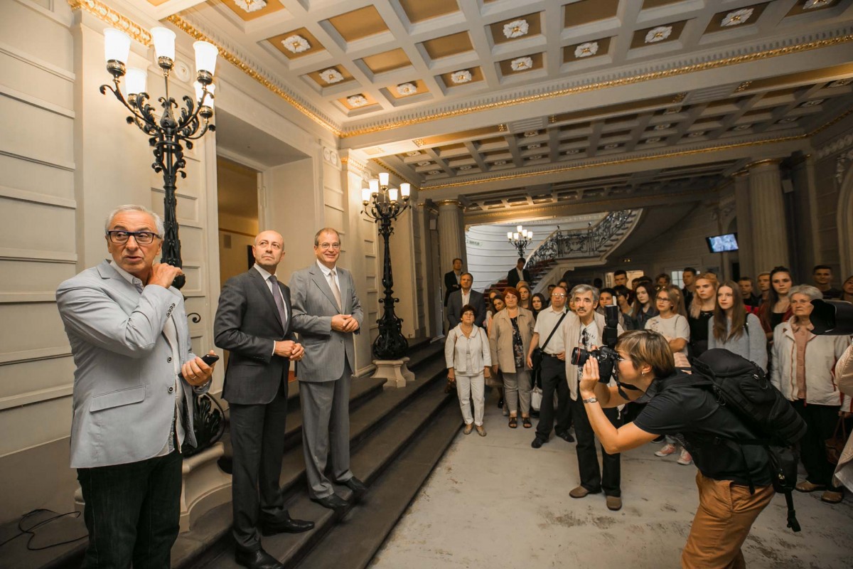 Ziņa - №1 Latvijas Nacionālajā teātrī uzstādīti 803 jauni skatītāju krēsli