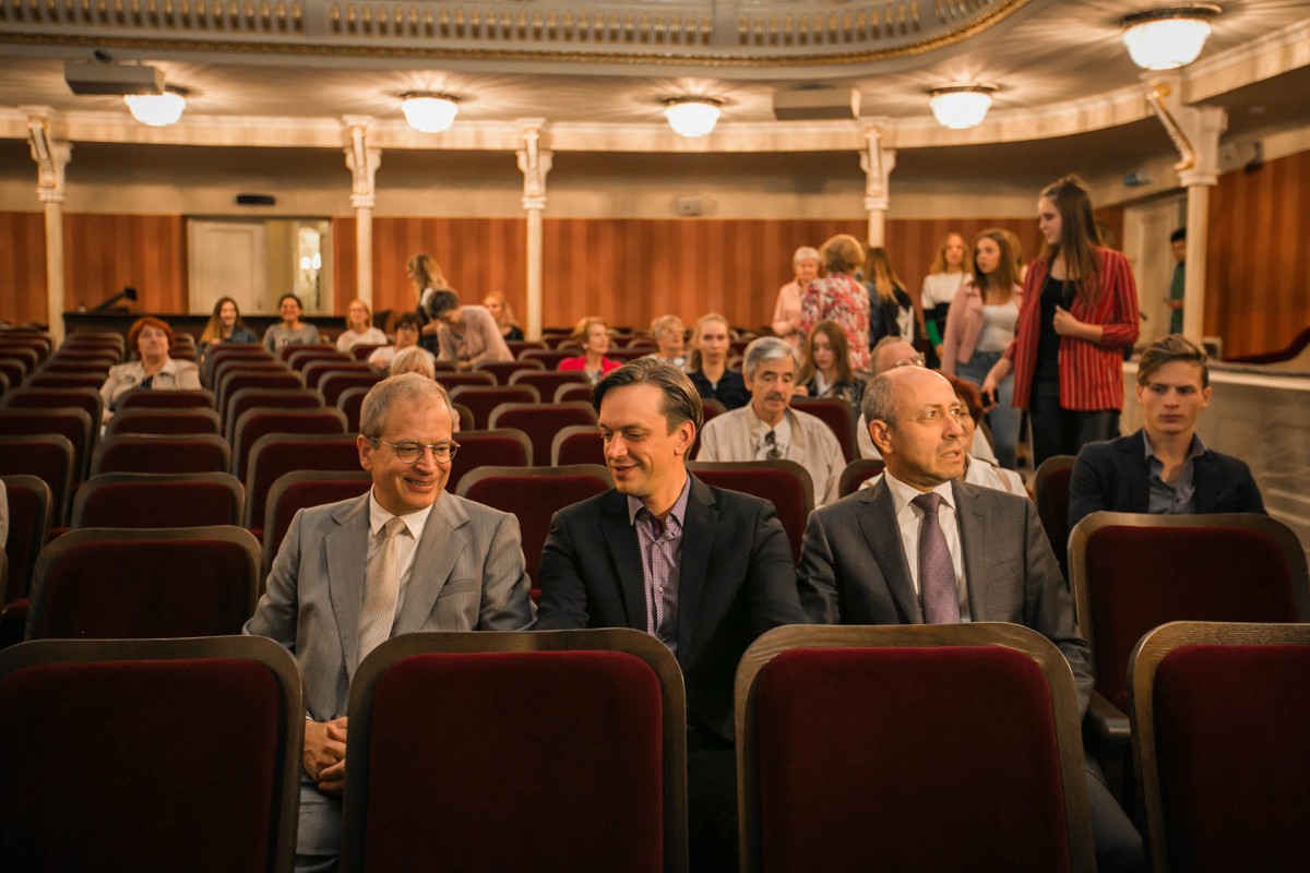 Ziņa - №1 Latvijas Nacionālajā teātrī uzstādīti 803 jauni skatītāju krēsli