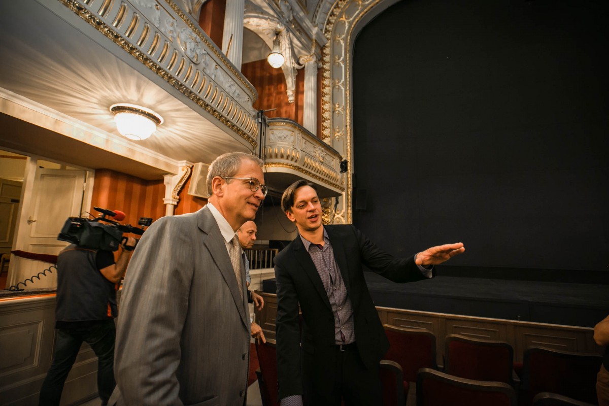 Ziņa - №1 Latvijas Nacionālajā teātrī uzstādīti 803 jauni skatītāju krēsli