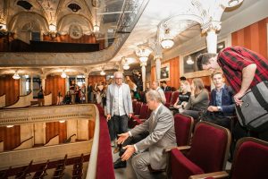 Ziņa - №1 Latvijas Nacionālajā teātrī uzstādīti 803 jauni skatītāju krēsli