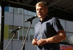 Sporta un aktīvās atpūtas laukums Imantas apkaimē pie Rīgas 96.viduskolas, Auru ielā 6a