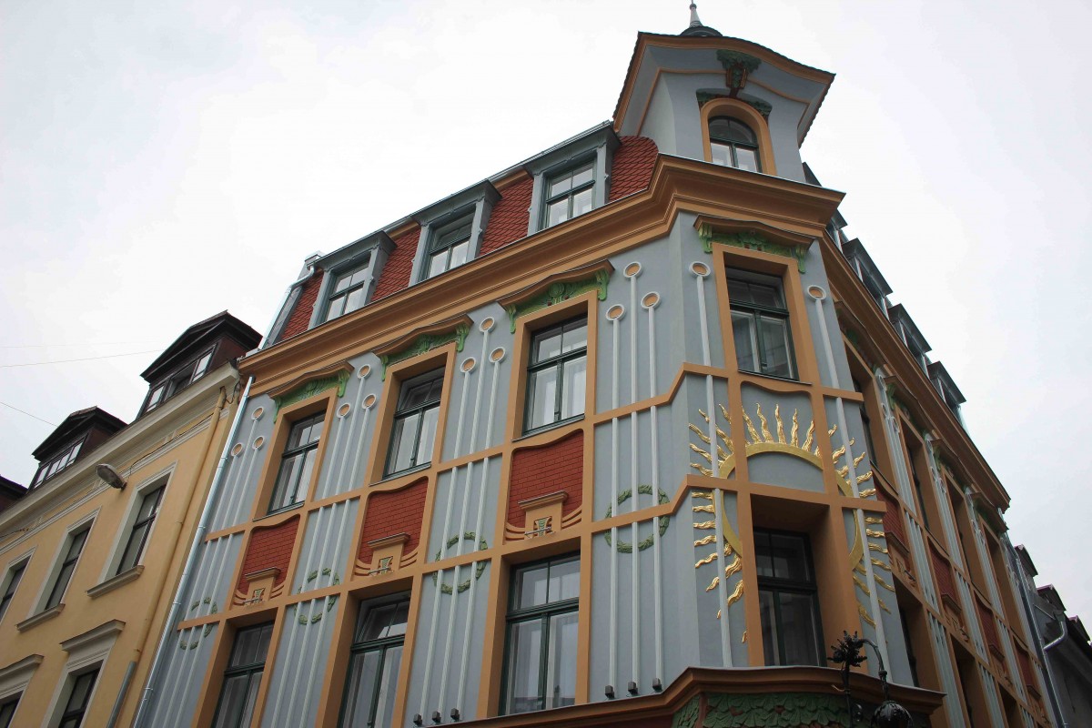 Ar Rīgas pilsētas pašvaldības līdzfinansējumu šogad atjauno 85 kultūrvēsturiskā būvmanojuma ēkas