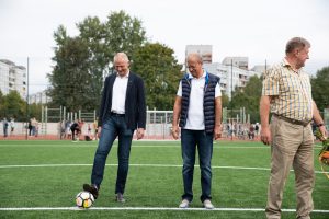 Sporta un aktīvās atpūtas laukums apkaimē pie Mežciema pamatskolas un Rīgas 89.vidusskolas, Hipokrāta ielā 27/29