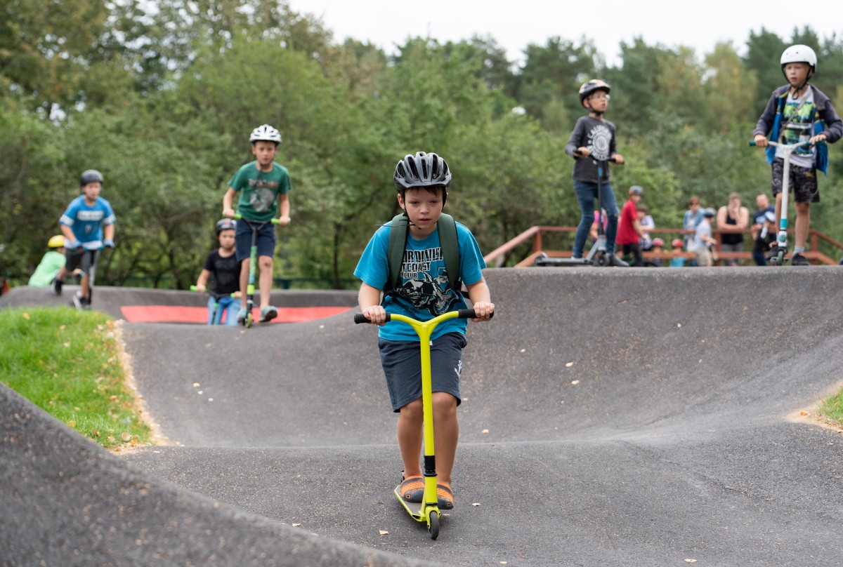 Sporta un aktīvās atpūtas laukums apkaimē pie Mežciema pamatskolas un Rīgas 89.vidusskolas, Hipokrāta ielā 27/29