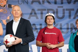 Sporta un aktīvās atpūtas laukums apkaimē pie Mežciema pamatskolas un Rīgas 89.vidusskolas, Hipokrāta ielā 27/29