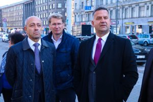 Līdz Dailes teātra 100. gadadienai – 2020.gada novembrim - atjaunos un labiekārtos apkārtesošā skvēra teritoriju