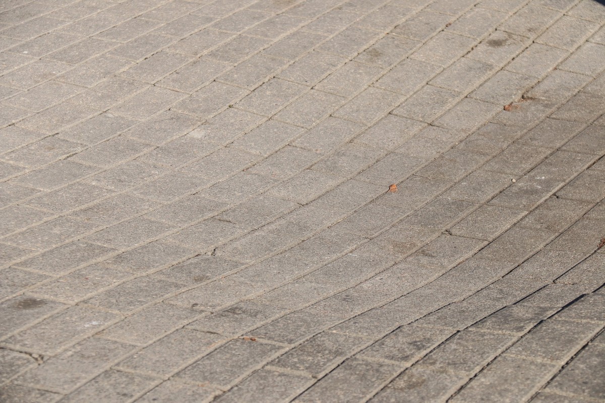 Līdz Dailes teātra 100. gadadienai – 2020.gada novembrim - atjaunos un labiekārtos apkārtesošā skvēra teritoriju