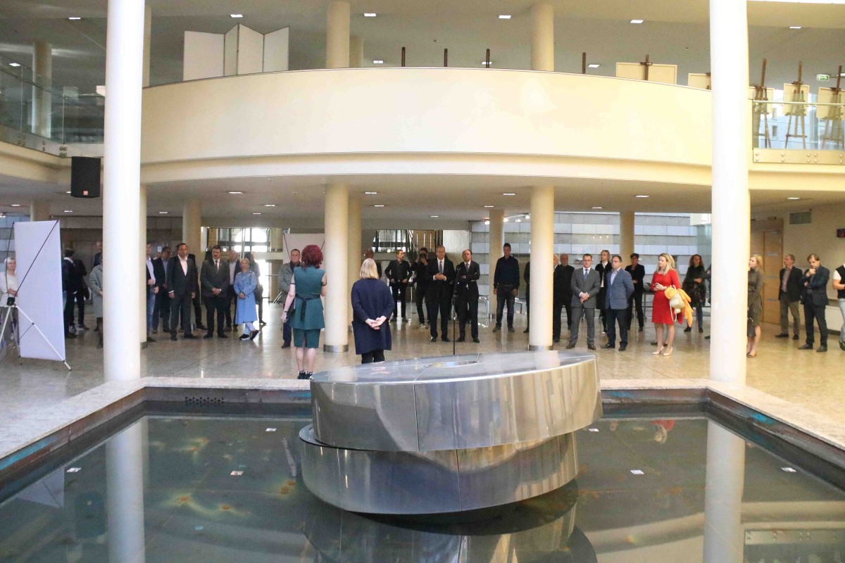 Atklāj ceļojošo foto izstādi “Radošā inženierija II”