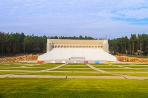 Līdz 2020.gada 18.jūnijam jeb XII Latvijas Skolu jaunatnes dziesmu un deju svētkiem pārbūvēs Mežaparka Lielo estrādi
