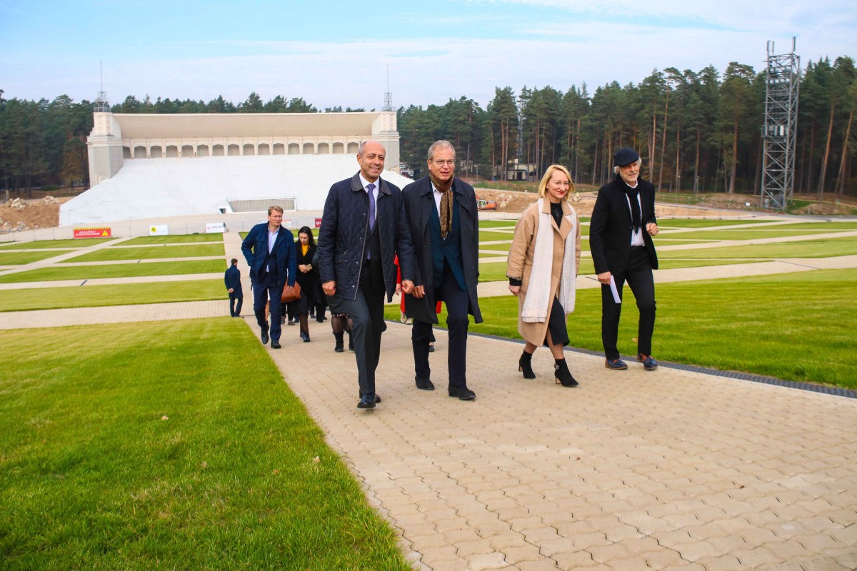 Līdz 2020.gada 18.jūnijam jeb XII Latvijas Skolu jaunatnes dziesmu un deju svētkiem pārbūvēs Mežaparka Lielo estrādi