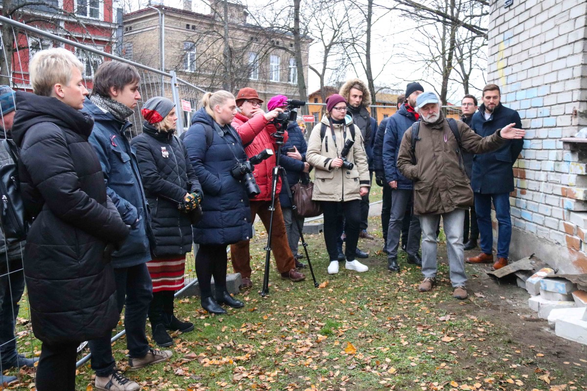 Āgenskalna apkaimes bijušās bibliotēkas “Zvirbulis” vēsturiskai koka ēkai līdz martam veiks arhitektoniski māksliniecisko izpēti