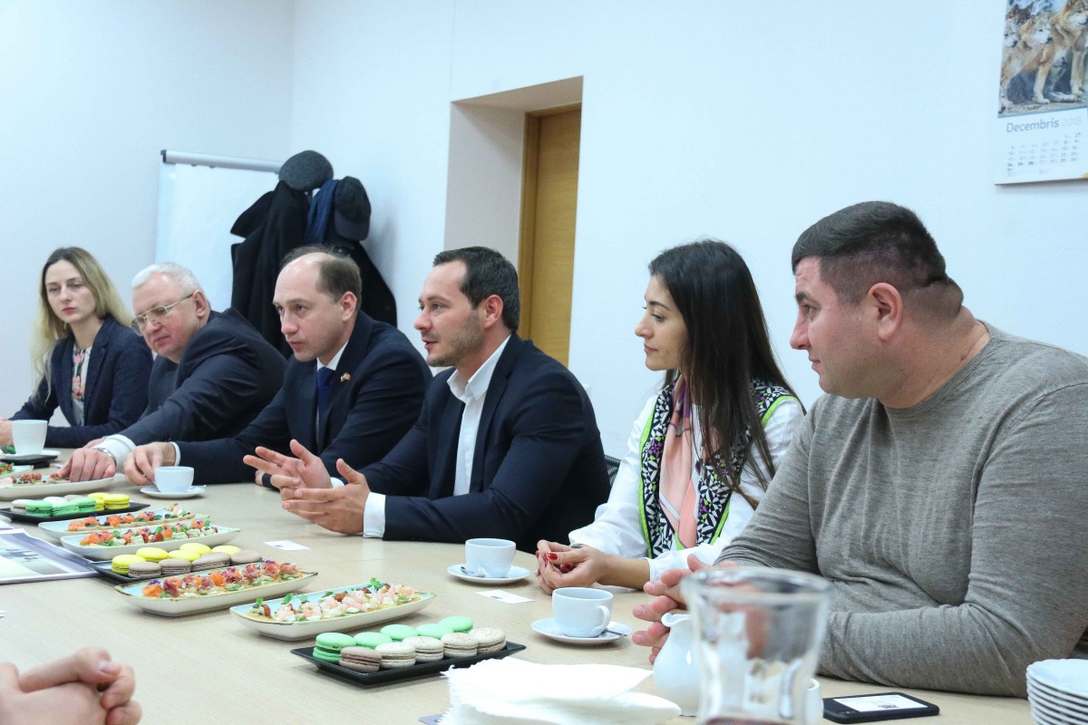 Dalāmies nekustamā īpašuma pārvaldības un dažādu projektu īstenošanas pieredzē ar delegātiem no Moldovas galvaspilsētas Kišiņevas