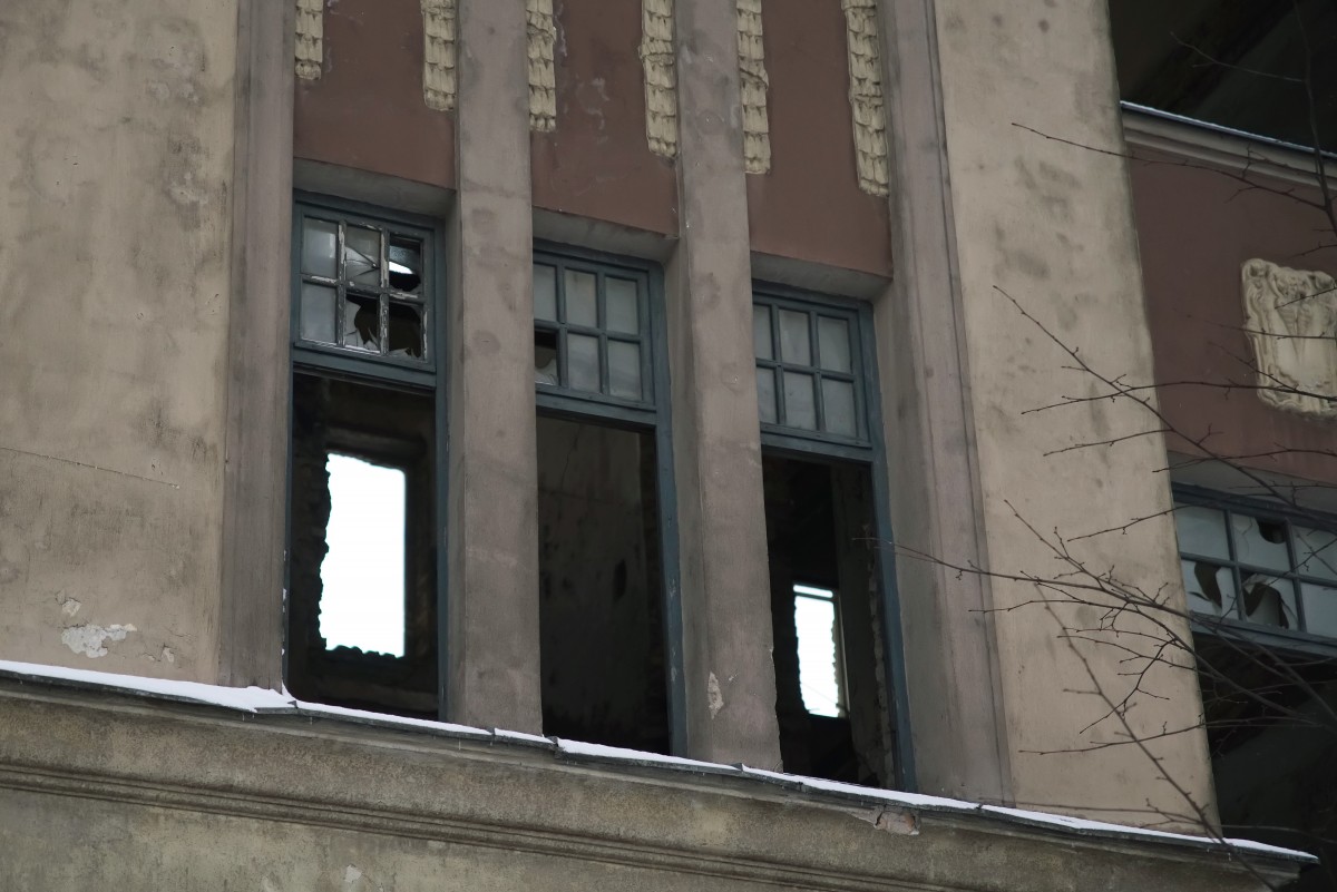 Pilsētas īpašuma komiteja pieņem lēmumu par darbībām ar graustu Kalnciema ielā 2B pēc bīstamības likvidēšanas