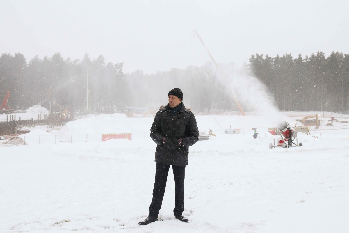 Mežaparka Lielās estrādes skatītāju laukā ierīkotais “Rīgas sniega parks” aicina izbaudīt ziemas sportiskās aktivitātes