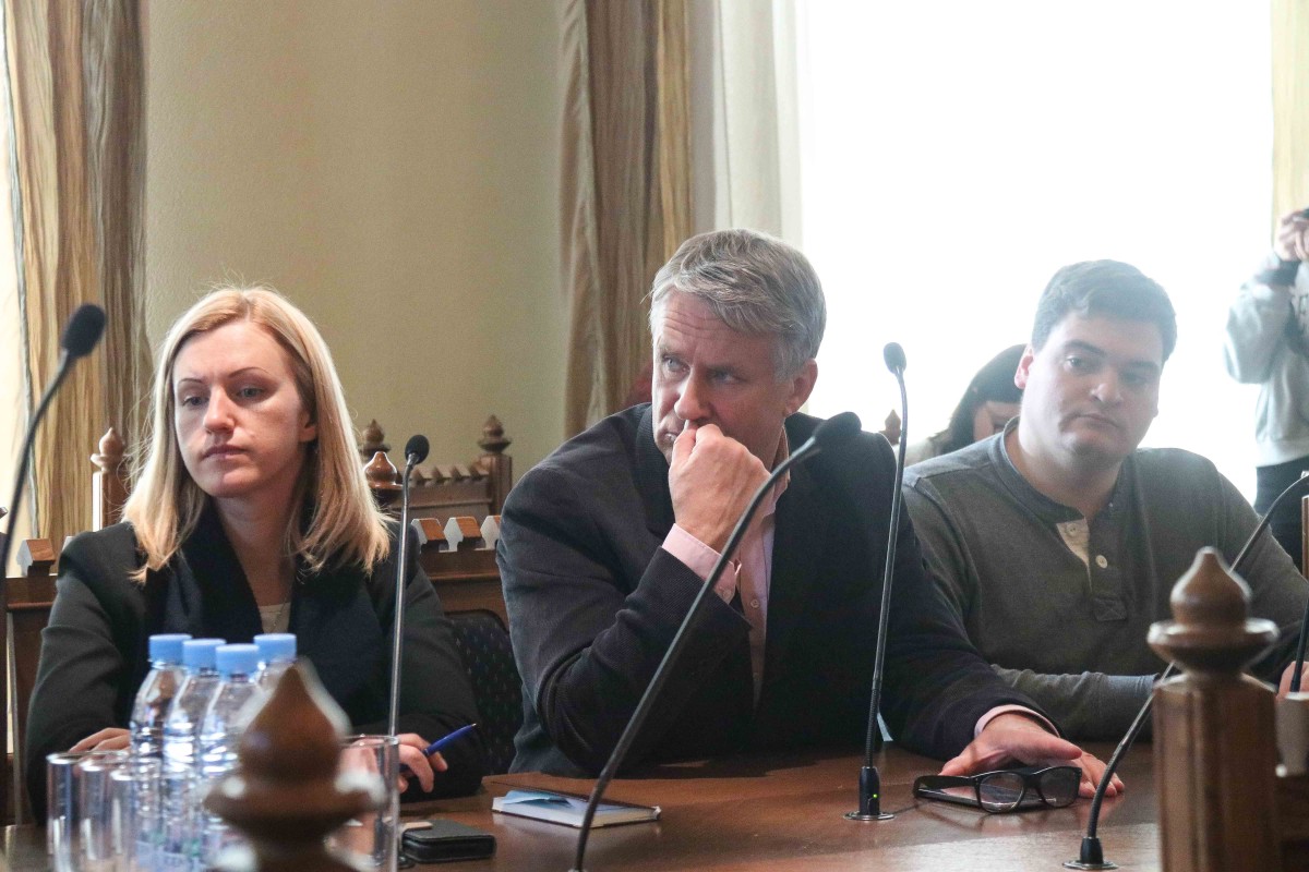 Akmeņu ielas 17 iedzīvotājiem pašvaldība piedāvās pagaidu mājvietas un palīdzību jaunas atrašanā