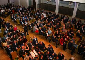 Lepojamies! Par gada būvi atzīst Mežaparka Lielās estrādes pārbūvi-10