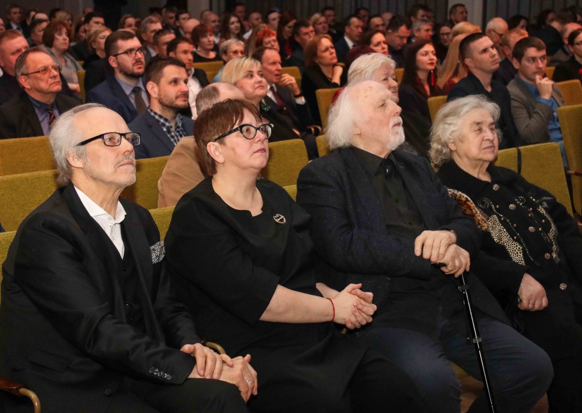 Lepojamies! Par gada būvi atzīst Mežaparka Lielās estrādes pārbūvi-7